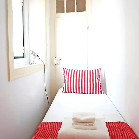 Apartment Bh4d Sunny 4th Floor With Stunning Views In Bairro Alto - Downtown *