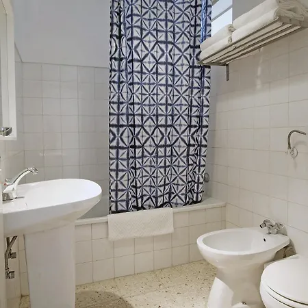 Bh4d Sunny 4th Floor With Stunning Views In Bairro Alto - Downtown Apartment Lisbon