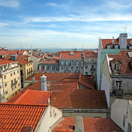 Bh4d With View Heart Of Bairro Alto * Bright 4d * 3+1 Br Appartamento Lisbona