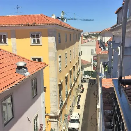 Bh4d With View Heart Of Bairro Alto * Bright 4d * 3+1 Br Apartment *